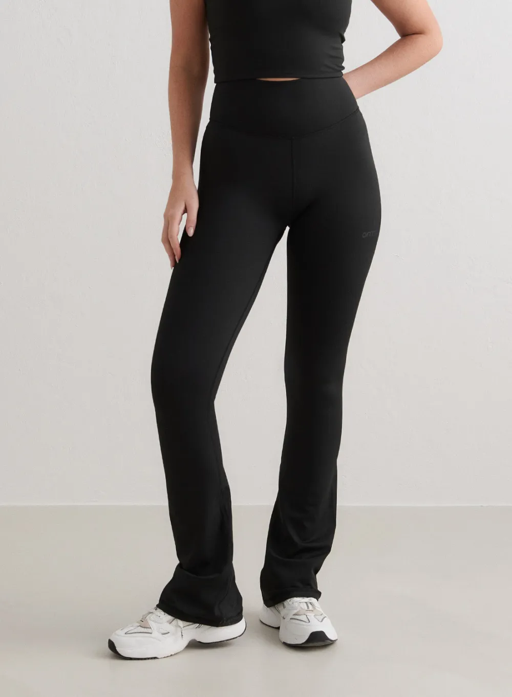 Treningstights|Flare Leggings & Tights^AIM’N Black Monochrome Core Flare Tights