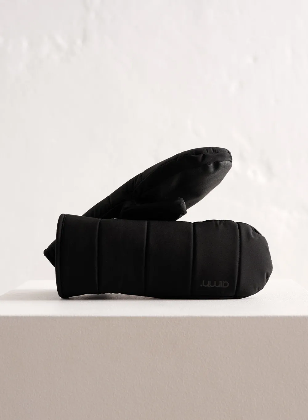 Luer, Hansker, Skjerf^AIM’N Black Padded Mittens