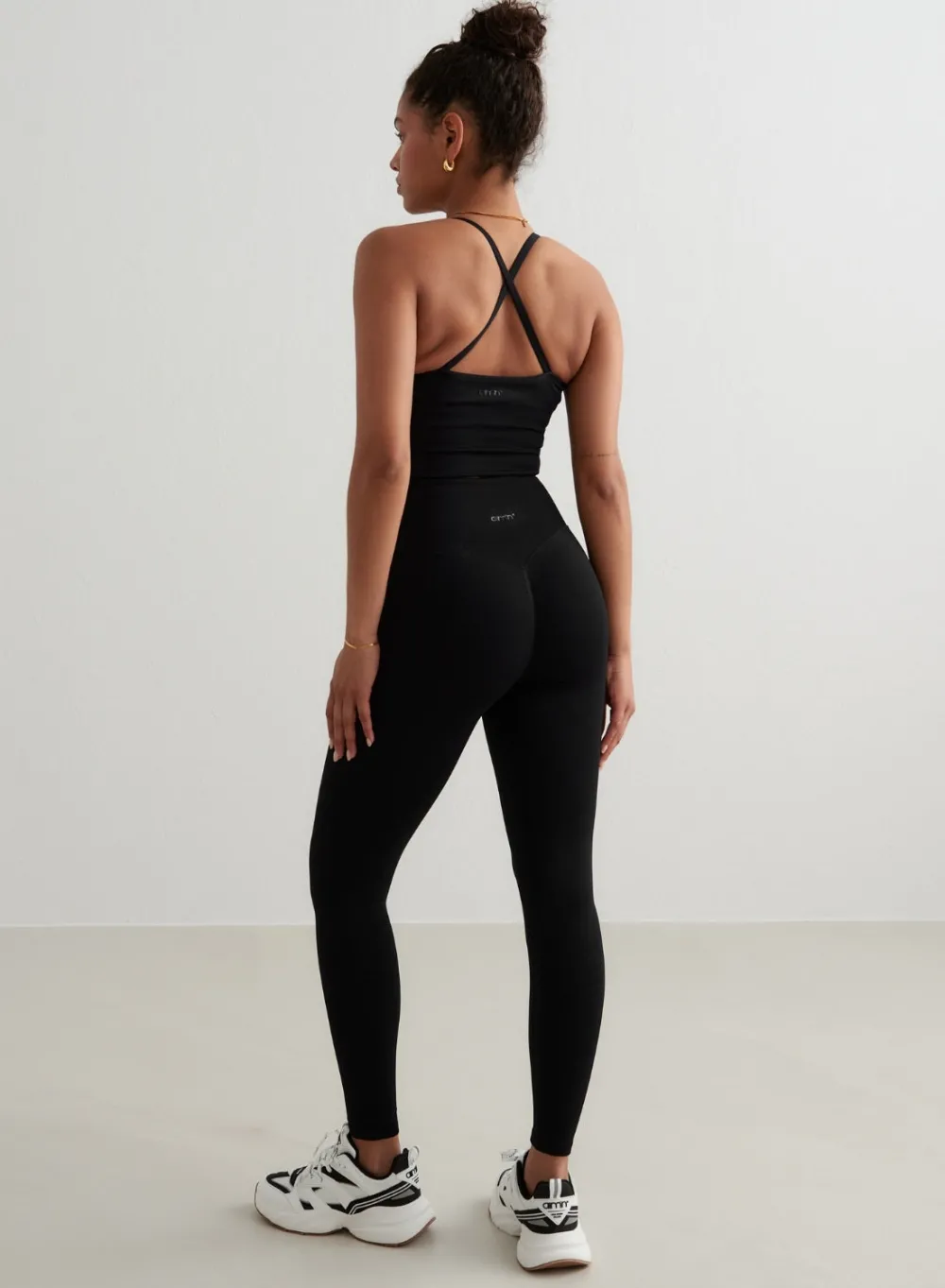 Tank Tops Og Trenings Tank Tops|Seamless Tank Tops^AIM’N Shape Seamless Cross Back Bralette Black