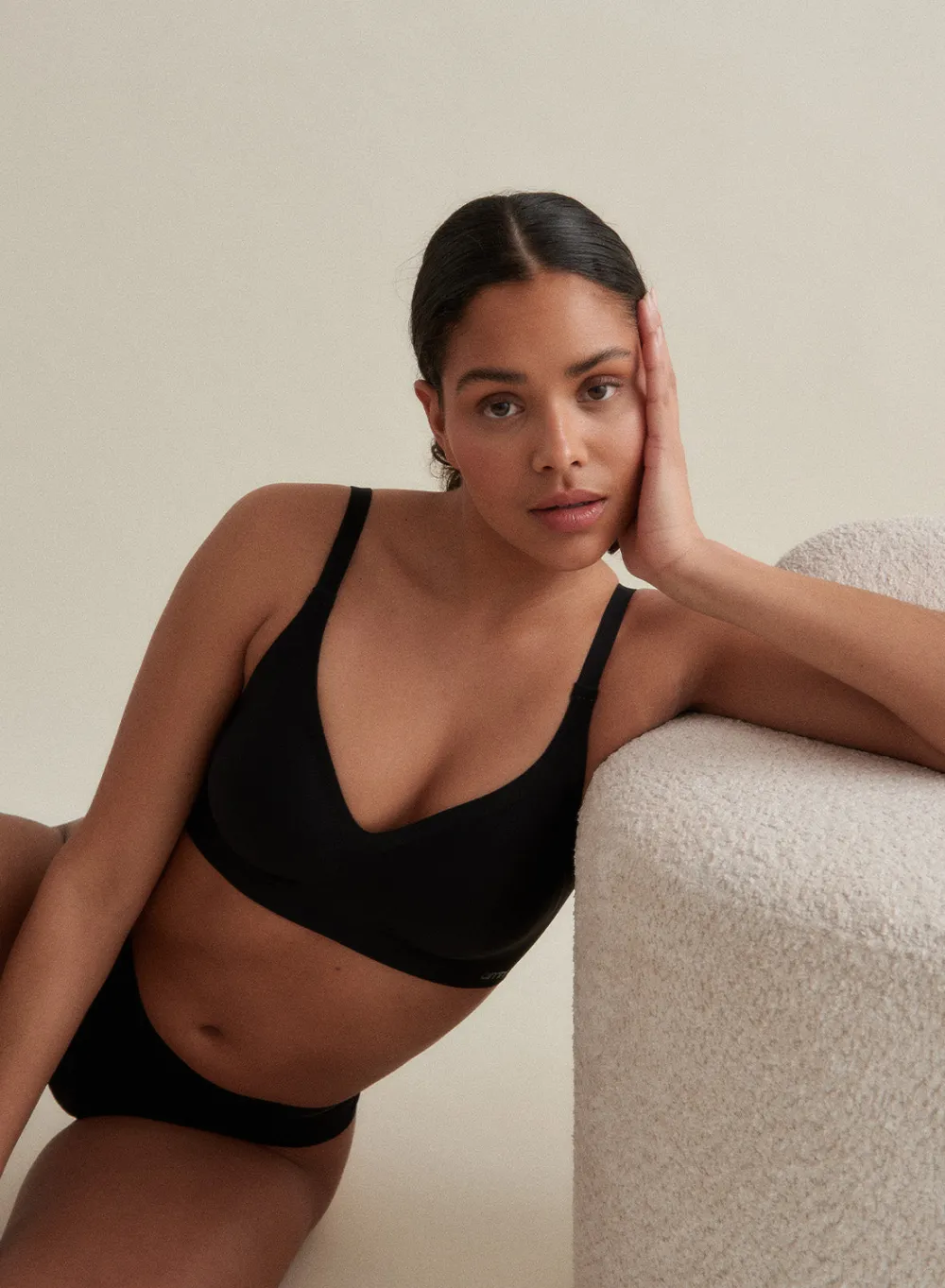 BH^AIM’N Black Soft Bra