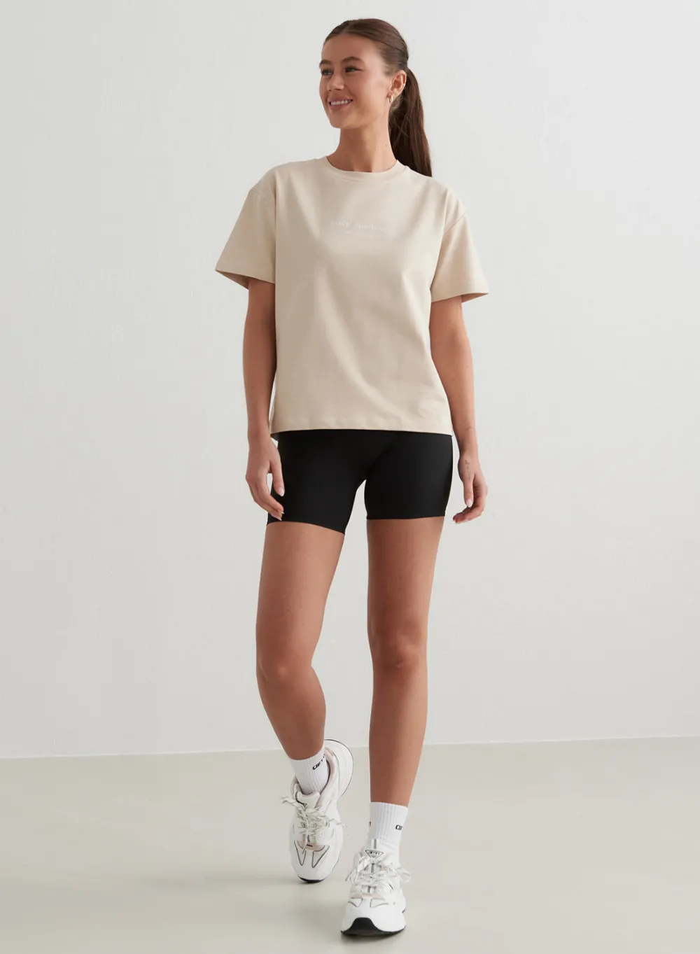T-skjorter|T-shirts Til Hverdags^AIM’N Café Au Lait Serif Boxy T-shirt Cafè au lait