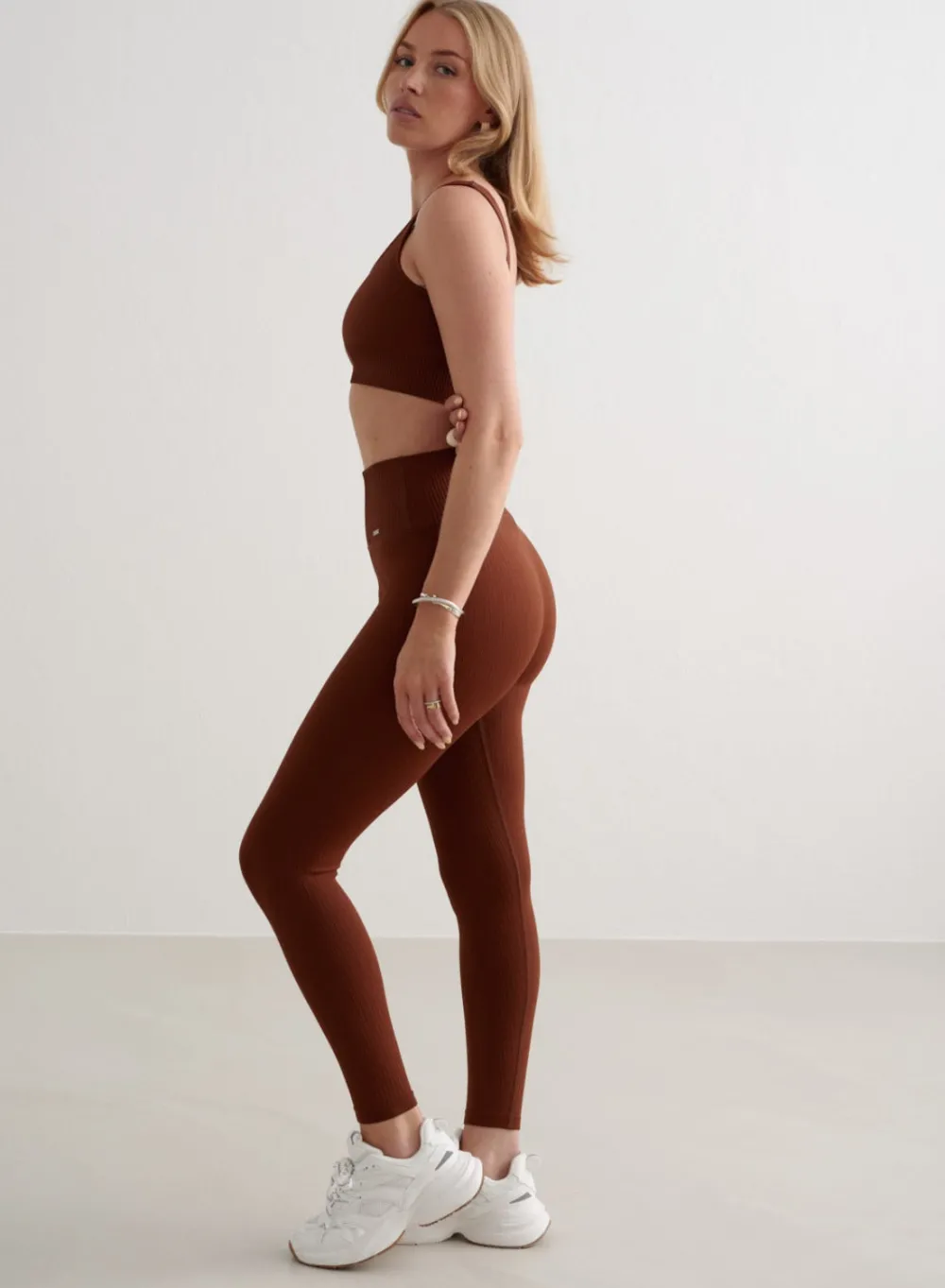 Treningstights|Ribbete Tights^AIM’N Ribbed Seamless Tights Mahogany