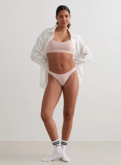 Truser^AIM’N Invisible Thong 3-pack Pale pink