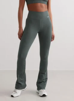 Treningstights|Ribbete Tights^AIM’N Ribbed Seamless Flare Tights Sage