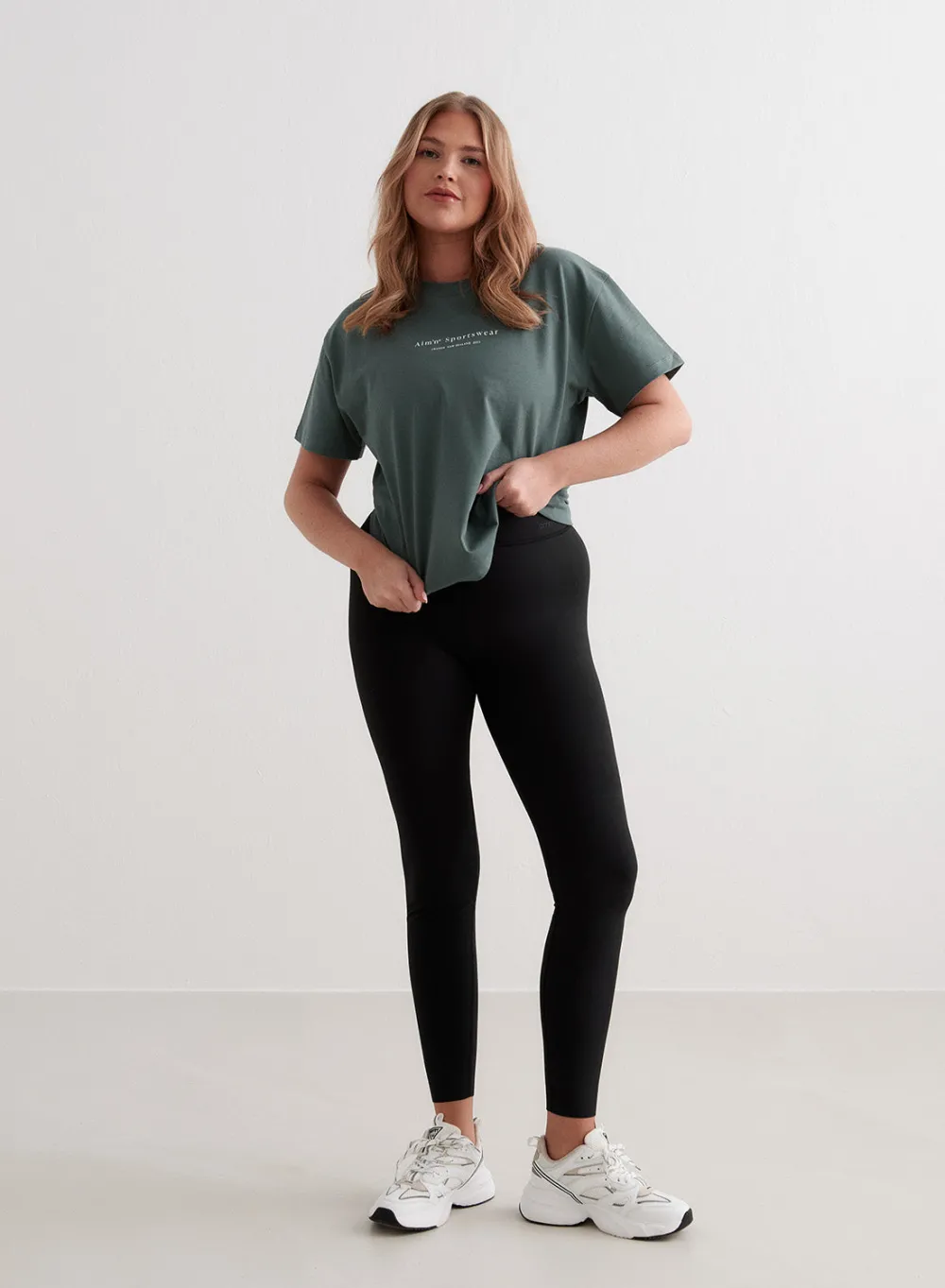 T-skjorter|T-shirts Til Hverdags^AIM’N Serif Boxy T-shirt Sage