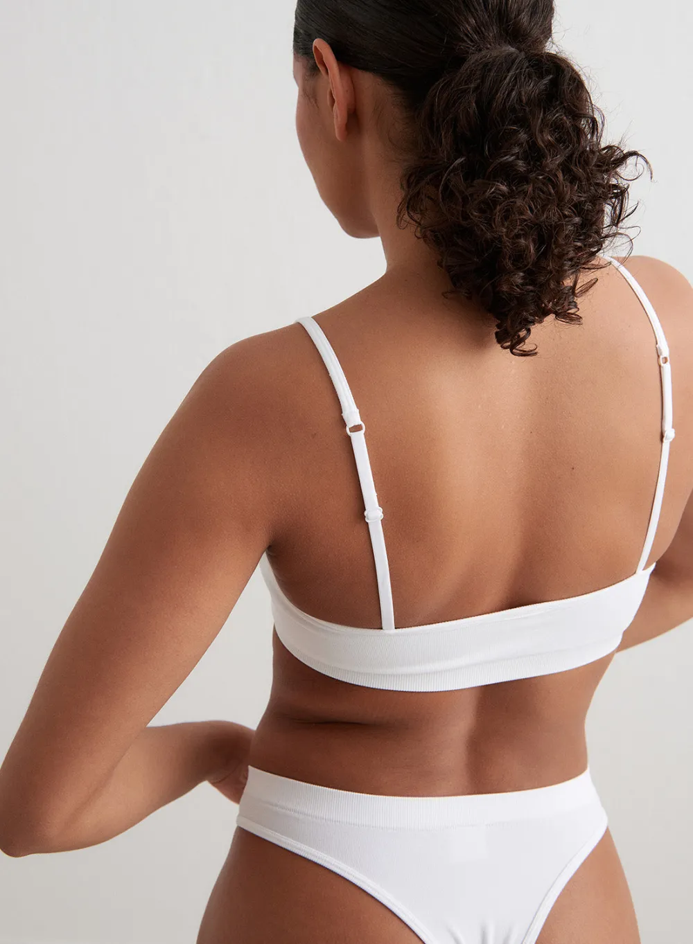 BH^AIM’N Seamless Bra White